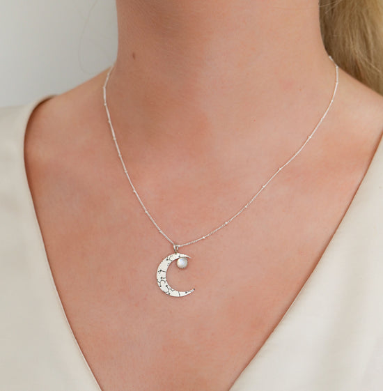 Load image into Gallery viewer, Constellation Moonstone Necklace
