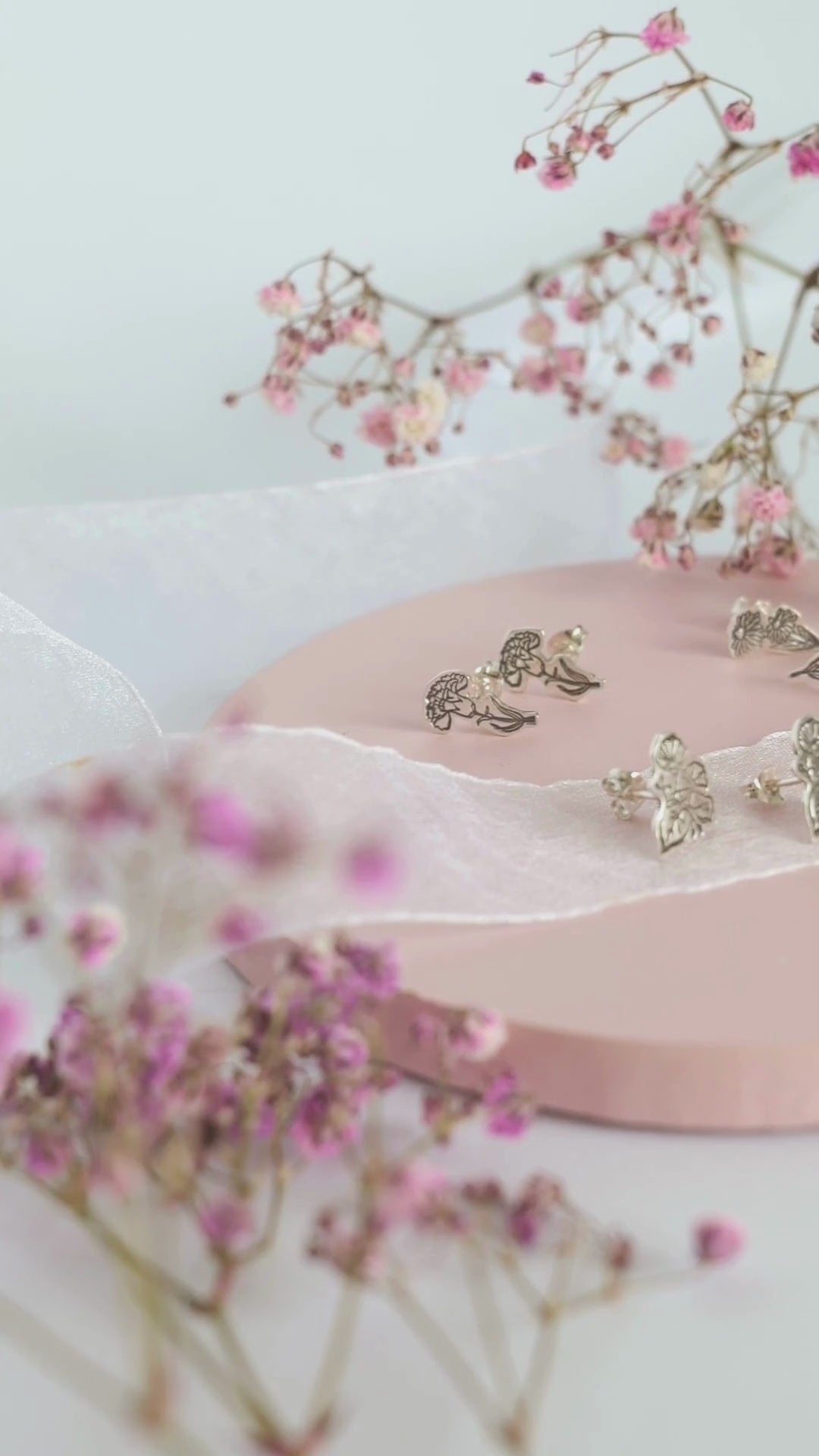 Bloom Studs