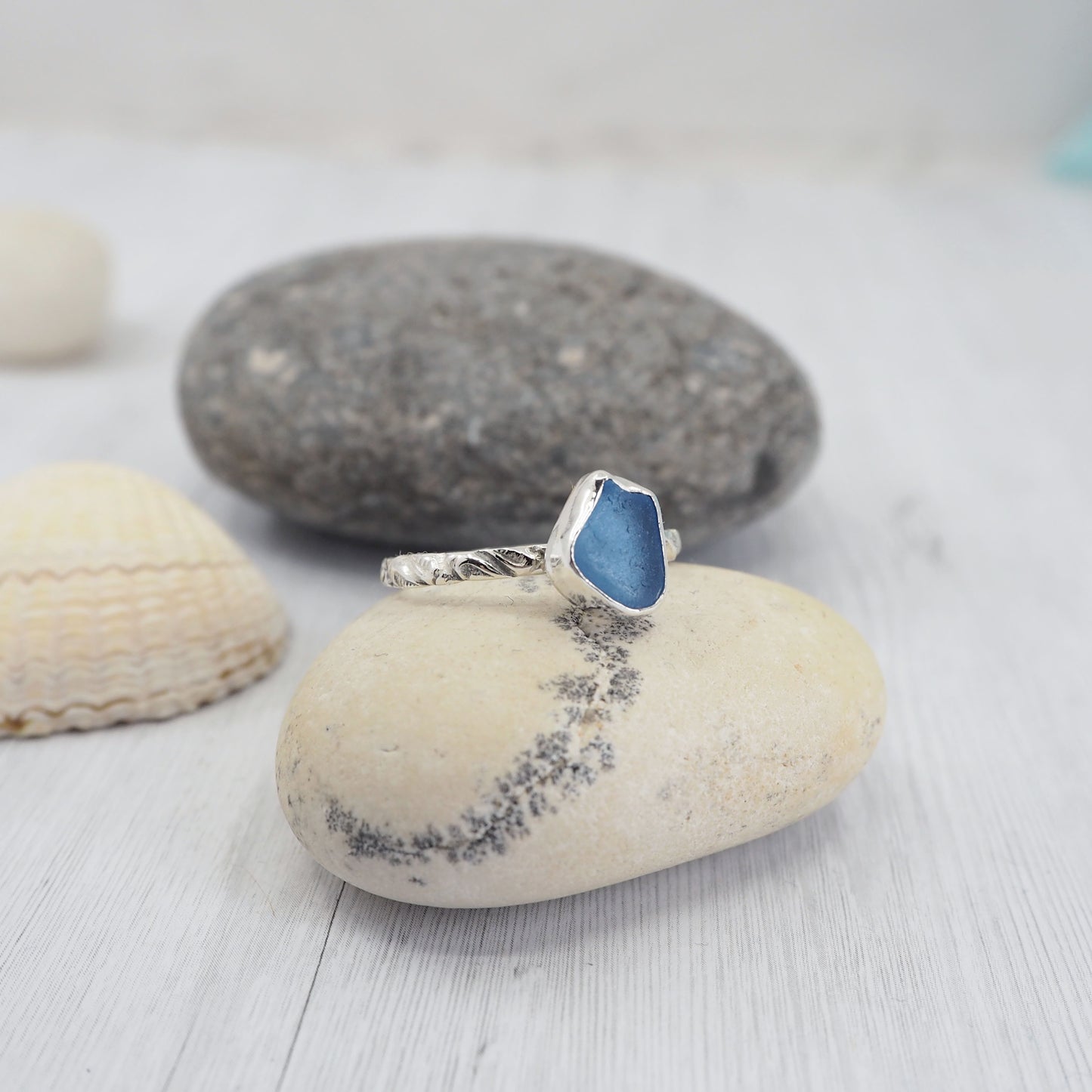 Load image into Gallery viewer, Sea Glass Ring #2
